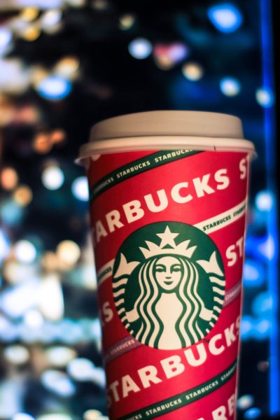 Starbucks: Christmas Edition